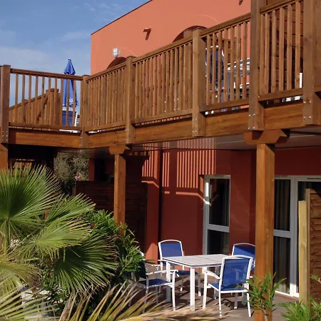 Апартаменти Tidy Near The In A Lively Seaside